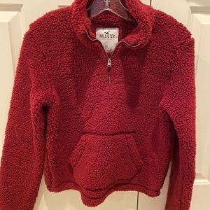 Hollister Sherpa burgundy sweatshirt
